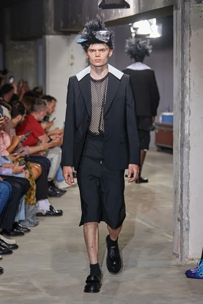 Look 2
